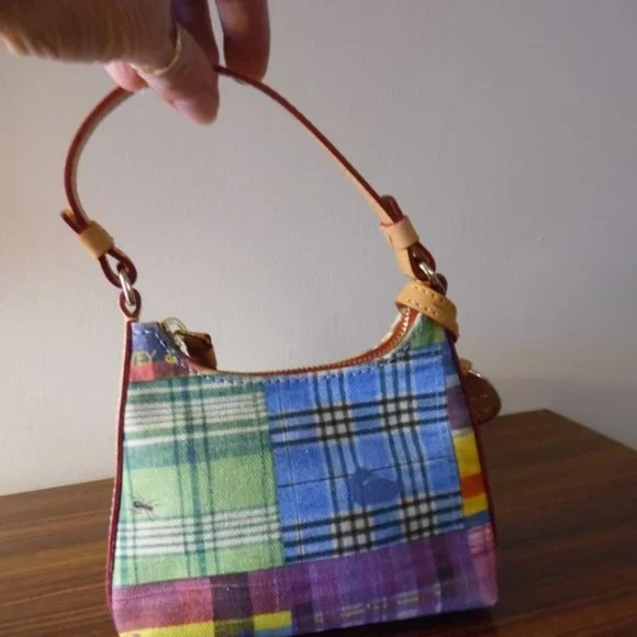 Vintage Dooney & Bourke Picnic Mini Purse - Picture 2 of 7